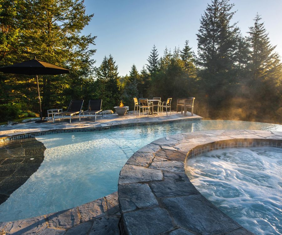 Custom in-ground swimming pools in Vancouver